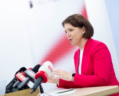 Antritts Pressekonferenz